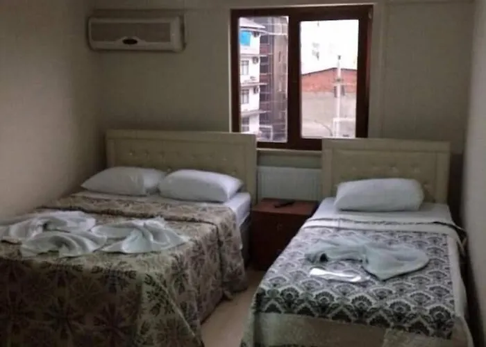 Szálloda Paradise Lost